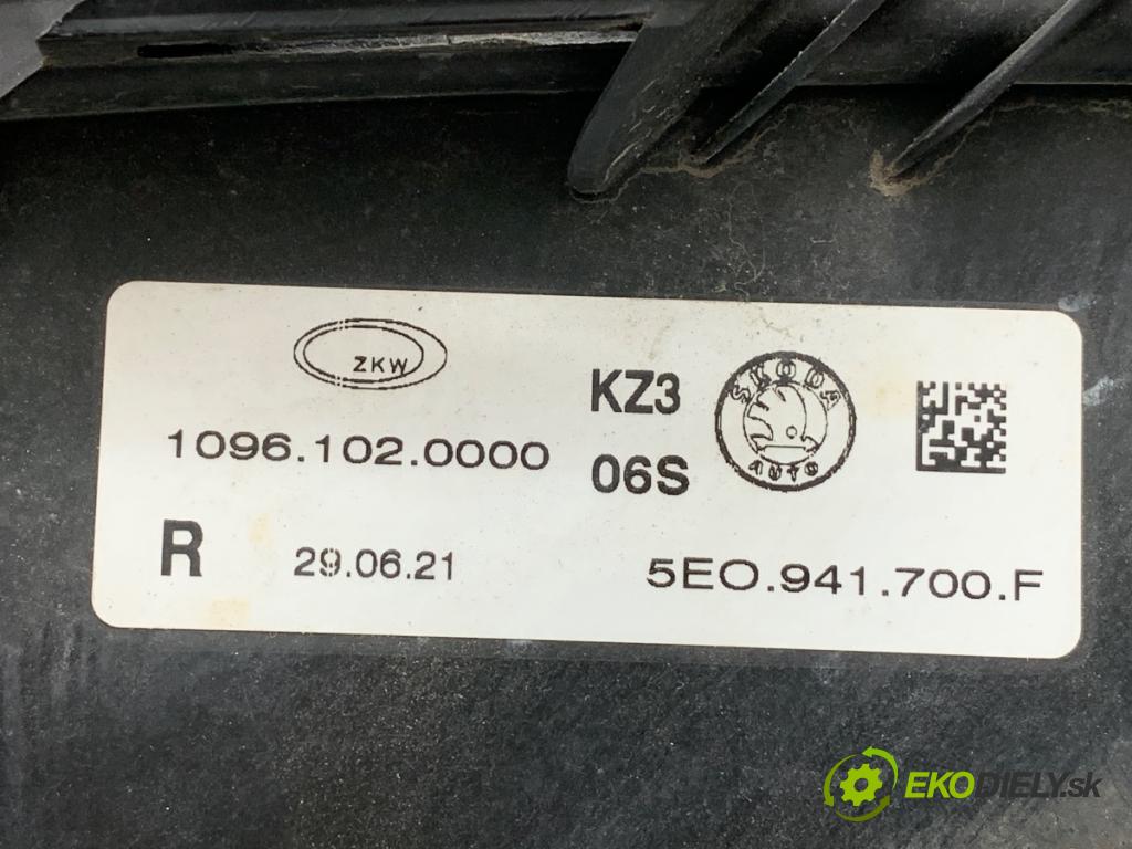 SKODA OCTAVIA III liftback 2019 85 kW 1.6 TDI 1598 hmlové svetlo, hmlovka pravý přední část 5E0941700F