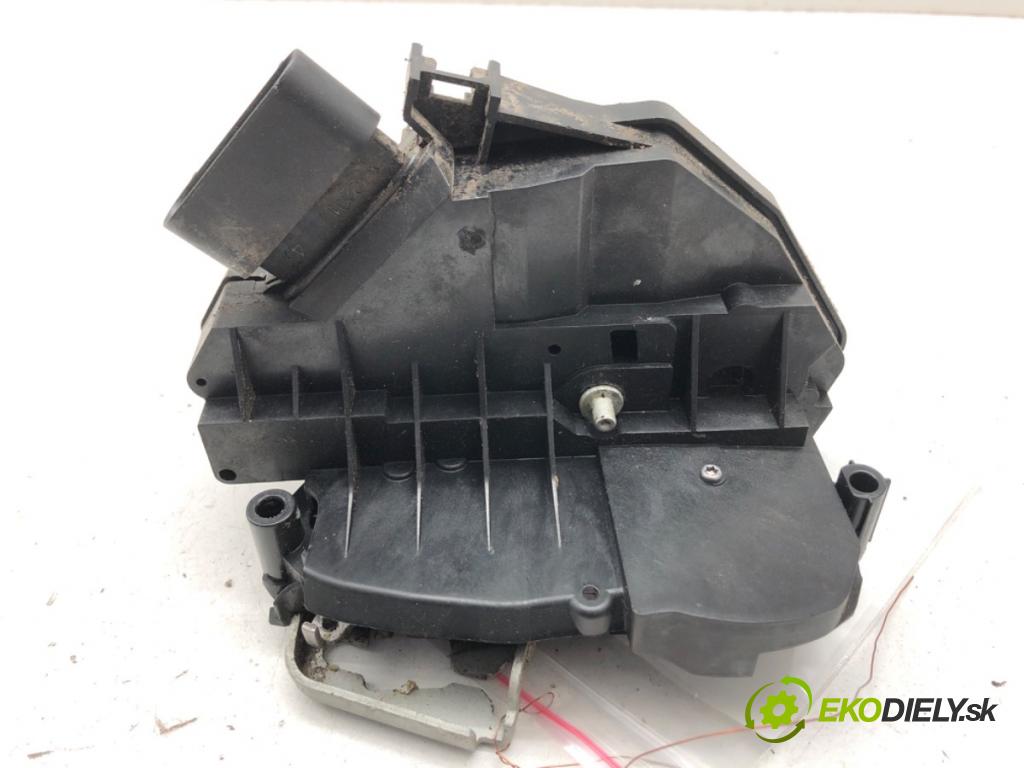 FORD MONDEO MK5 sedan 2013 133 kW 1.6 1596 zámok dveře levý přední část AE8A-5421813-CF