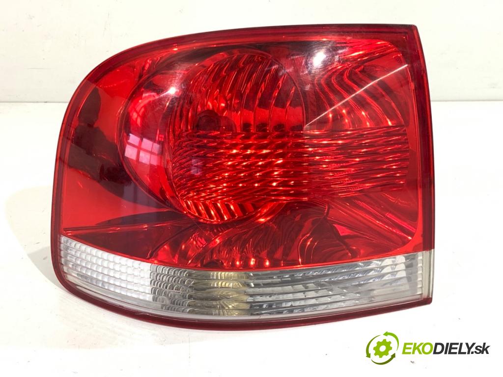 VW TOUAREG SUV 2004 128 kW 2.5 R5 TDI 2461 světlo levý zadní část 7L6945095K