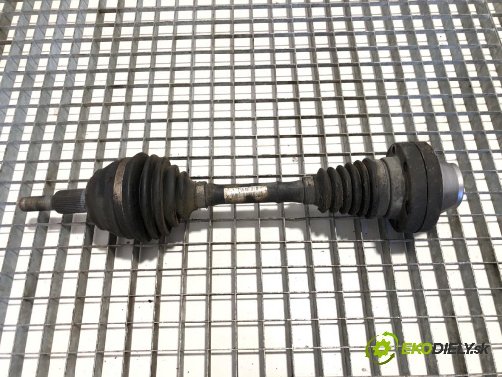 VW TOUAREG SUV 2004 128 kW 2.5 R5 TDI 2461 poloos pravý přední část 7L6407271D