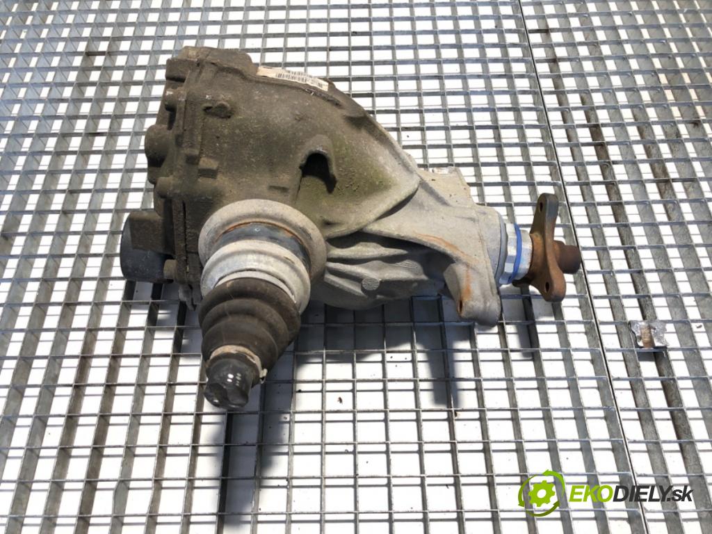 BMW F10 sedan 2013 180 kW 528 i xDrive 1997 Most diferenciál zadní část 7584444