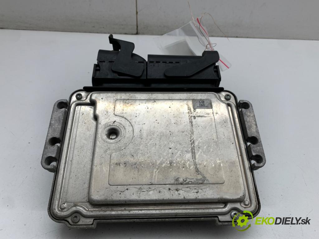 HYUNDAI ix35 SUV 2011 85 kW 1.7 CRDi 1685 riadiaca jednotka Motor 39120-2A000 (Riadiaca jednotka)