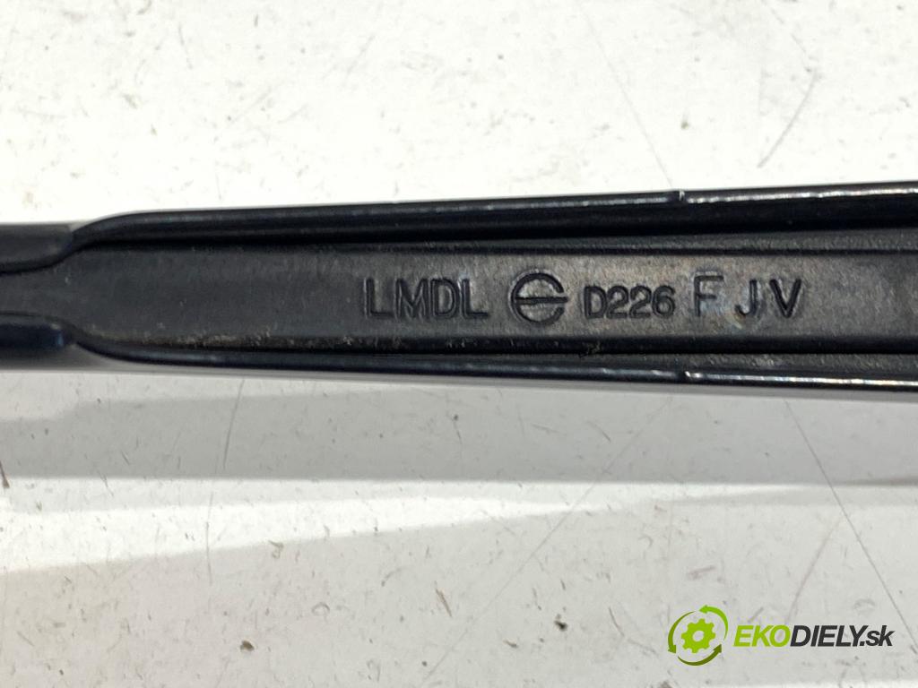 HYUNDAI ix35 SUV 2011 85 kW 1.7 CRDi 1685 ramena stěrače přední část