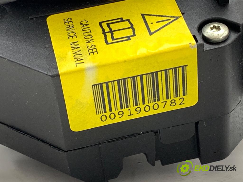 FIAT GRANDE PUNTO liftback 2006 48 kW 1.2 1242 Prepínač kombinovaný 7355213150 (Prepínacie páčky pod volantom)