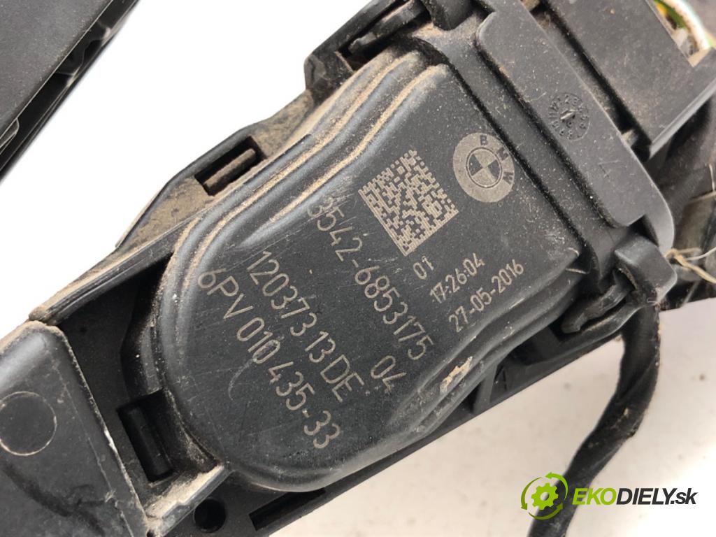 BMW F34 liftback 2016 190 kW 330 d 2993 Potenciometer plynu 6853175 (Potenciometer plynového pedálu)