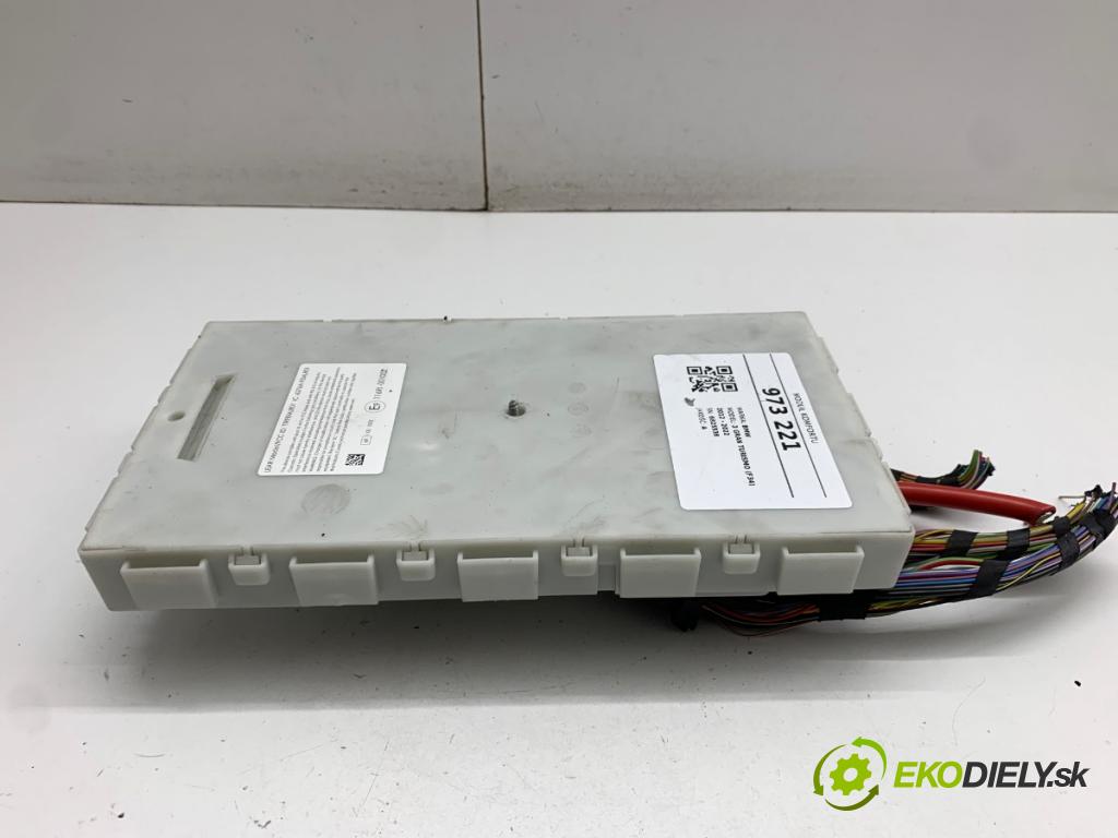 BMW F34 liftback 2016 190 kW 330 d 2993 Modul komfortu 6825538 (Modul komfortu)