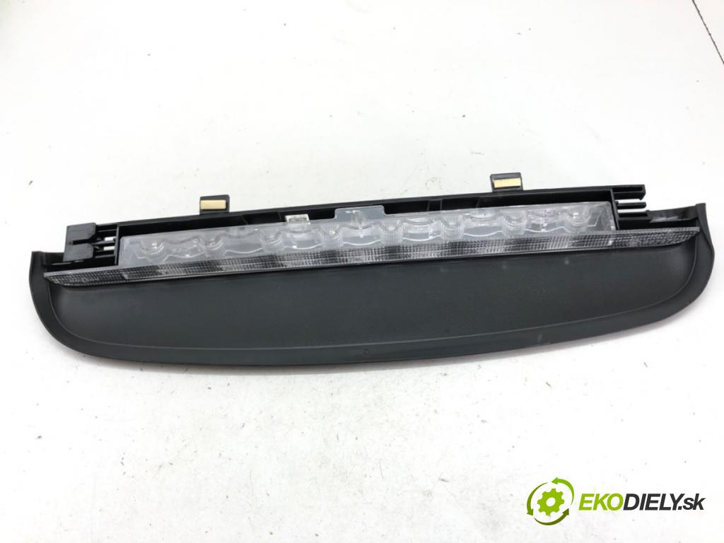 BMW F34 liftback 2016 190 kW 330 d 2993 Svetlo brzdových svetiel 7294274