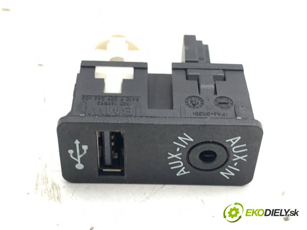 BMW F34 liftback 2016 190 kW 330 d 2993 HNÍZDO: USB 9229246