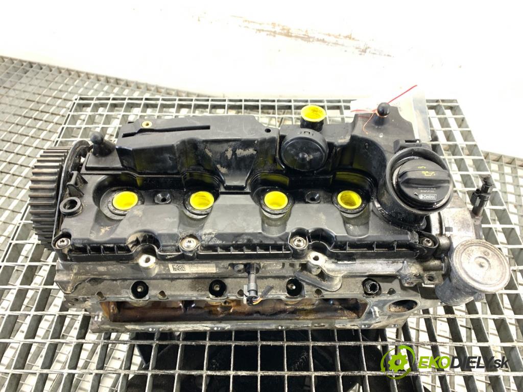 VW GOLF VII Kombi 2014 81 kW 1.6 TDI 1598 Hlava valcov 04L103308D (Hlava valcov)