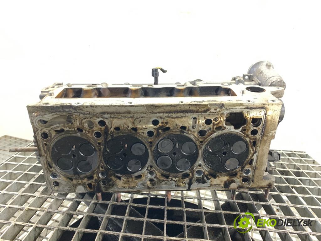VW GOLF VII Kombi 2014 81 kW 1.6 TDI 1598 Hlava valcov 04L103308D (Hlava valcov)