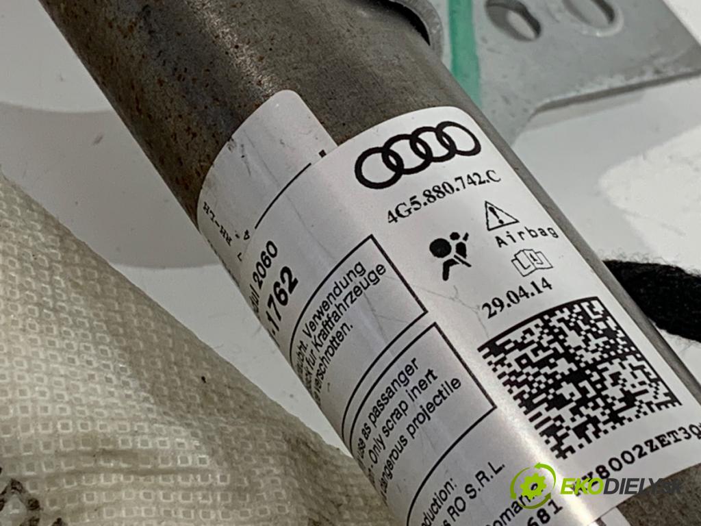 AUDI A6 C7 sedan 2014 180 kW 3.0 TDI quattro 2967 Stropný pravy 4G5880742C
