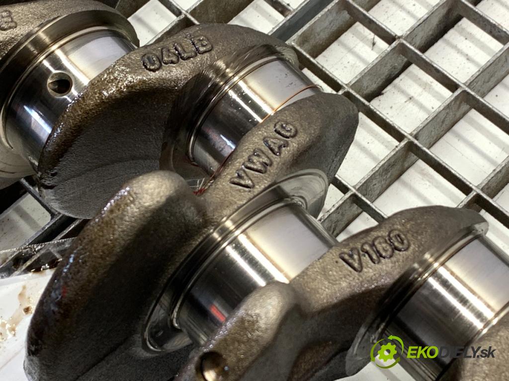 VW GOLF VII Kombi 2014 81 kW 1.6 TDI 1598 Kardaň, hriadeľ KLIKA: 04LB (Blok motora ostatné)