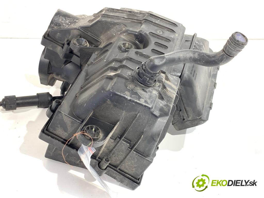 SKODA OCTAVIA III liftback 2019 85 kW 1.6 TDI 1598 Obal filtra vzduchu 5Q0129607S (Obal vzduchového filtra)