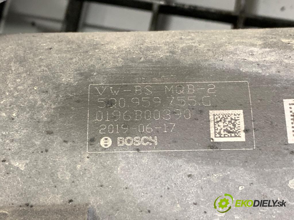 SKODA OCTAVIA III liftback 2019 85 kW 1.6 TDI 1598 riadenie volantu Riadenie 5Q0910143C