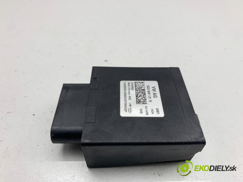 SKODA OCTAVIA III liftback 2019 85 kW 1.6 TDI 1598 modul pumpy paliva 5Q0906121N