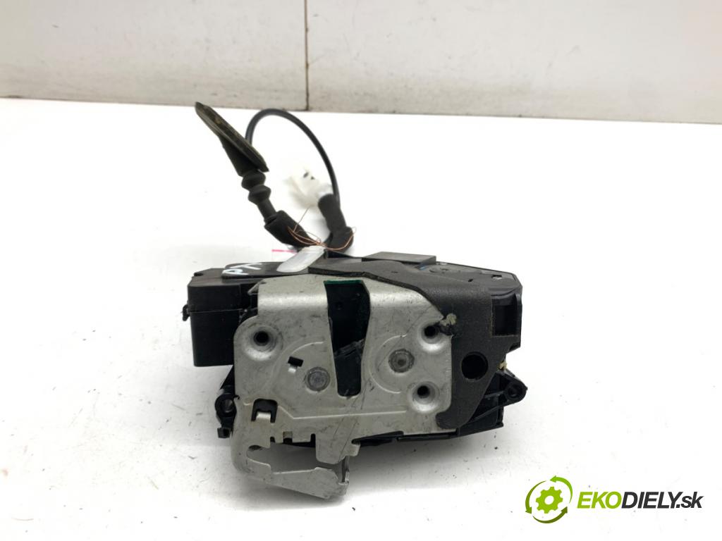FORD MONDEO MK5 sedan 2013 133 kW 1.6 1596 zámok dveře pravý zadní část AE8A-5421812-BH