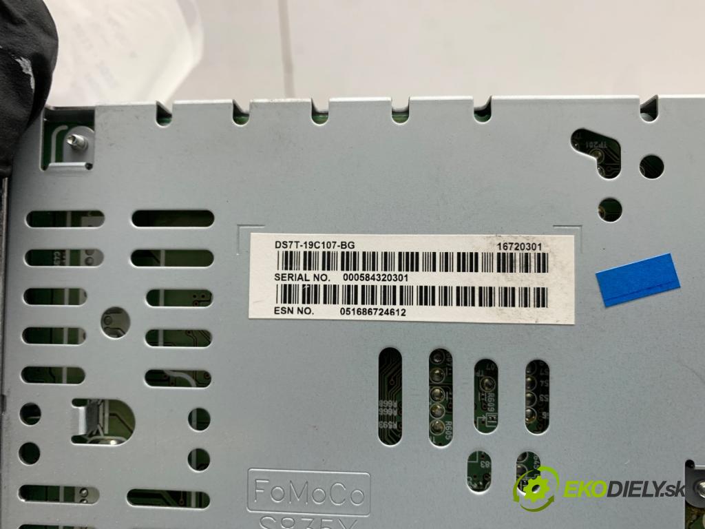 FORD MONDEO MK5 sedan 2013 133 kW 1.6 1596 RADIO DS7T-19C107-BG (Audio zařízení)