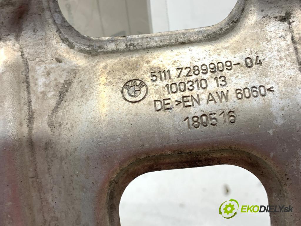 BMW F34 liftback 2016 190 kW 330 d 2993 držák mačkání levá strana 7289909