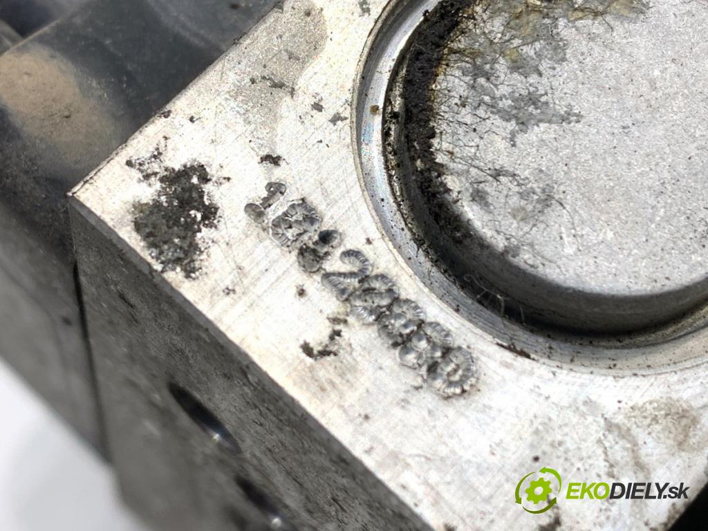 HYUNDAI ix35 SUV 2011 85 kW 1.7 CRDi 1685 Pumpa ABS 58920-2Y350 (Pumpa ABS)