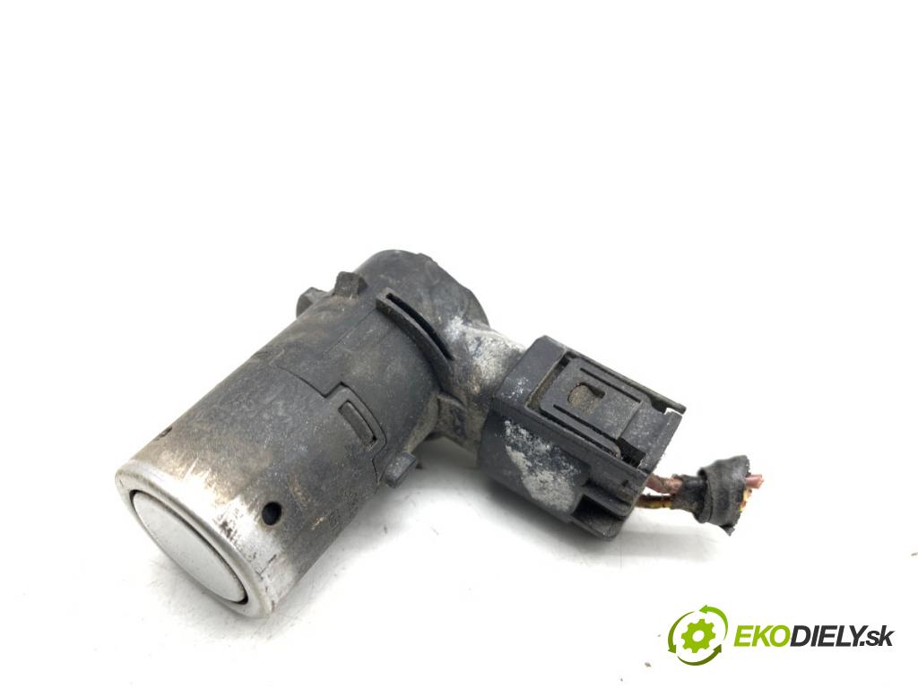 VOLVO V50 Kombi 2007 100 kW 2.0 D 1998 snímač PDC 687756