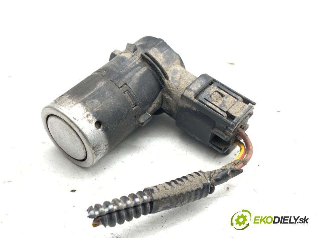 VOLVO V50 Kombi 2007 100 kW 2.0 D 1998 snímač PDC 687756