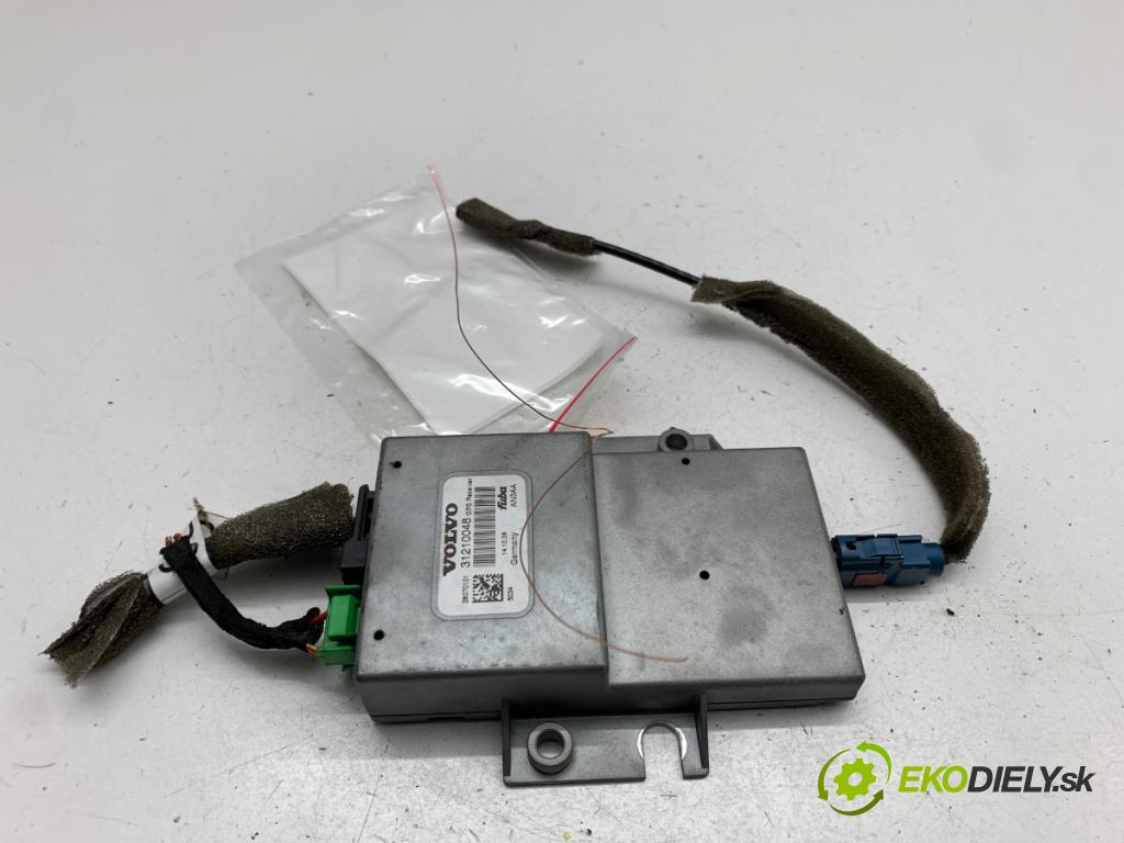 VOLVO V50 Kombi 2007 100 kW 2.0 D 1998 modul navigace 31210048