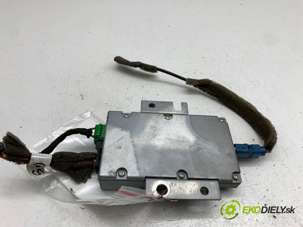 VOLVO V50 Kombi 2007 100 kW 2.0 D 1998 modul navigace 31210048