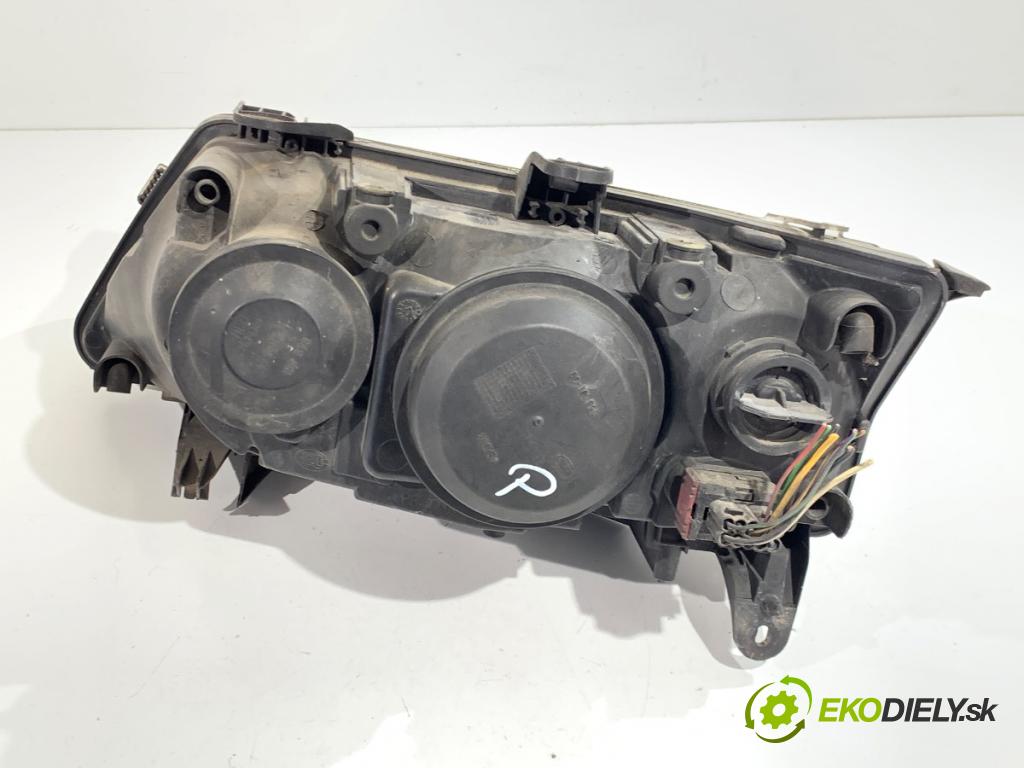 SAAB 9-3 sedan 2006 88 kW 1.9 TiD 1910 světlomet pravý přední část 155818-00