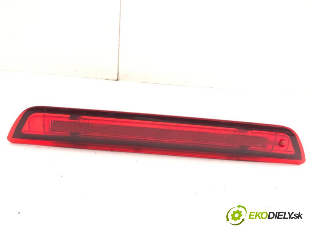FORD ECOSPORT SUV 2021 92 kW 1.0 EcoBoost 998 světlo brzdových světel CN15-13A613-AD
