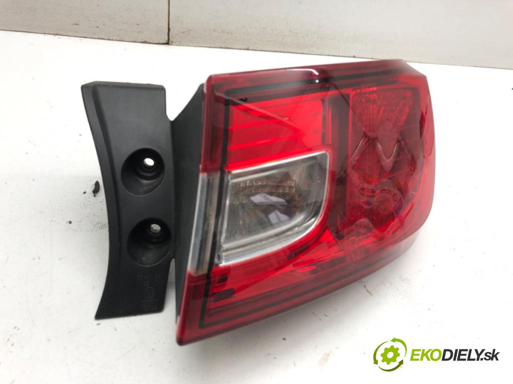 RENAULT CLIO IV liftback 2014 66 kW 0.9 TCe 90 898 světlo pravý zadní část 265502631R