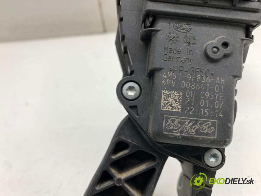 VOLVO V50 Kombi 2007 100 kW 2.0 D 1998 Potenciometer plynu 4M51-9F836-AH (Potenciometer plynového pedálu)