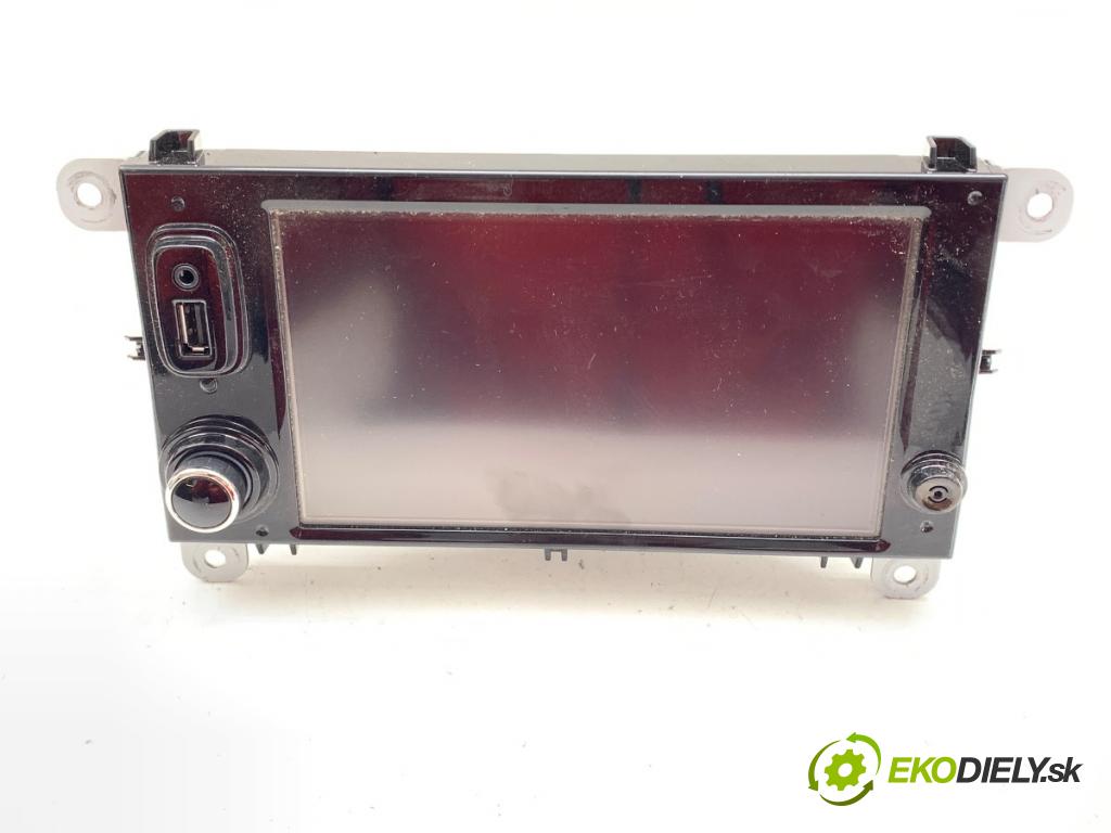 RENAULT CLIO IV liftback 2014 66 kW 0.9 TCe 90 898 RADIO Displej 281153868R