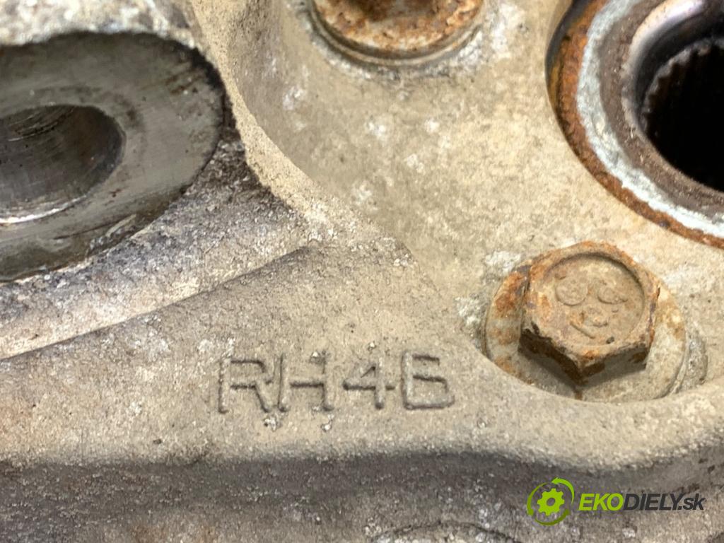 FORD MONDEO MK5 sedan 2013 133 kW 1.6 1596 náboj pravy predný
