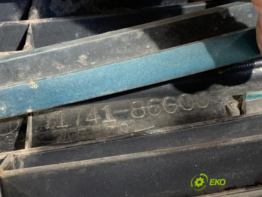 SUZUKI IGNIS II liftback 2006 69 kW 1.3 (RM413) 1328 mřížka maska 71741-86G00 (Přední mřížka (maska chladiče))