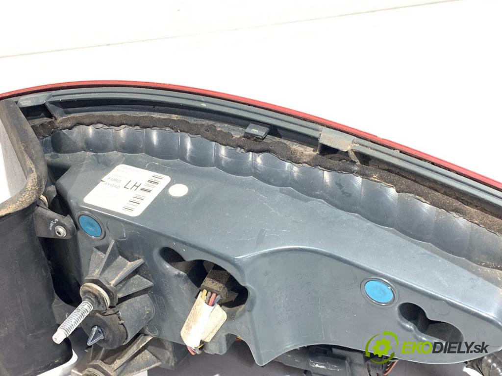 FORD MONDEO MK5 sedan 2013 133 kW 1.6 1596 Svetlo ľavy zad DS73-13405-AG