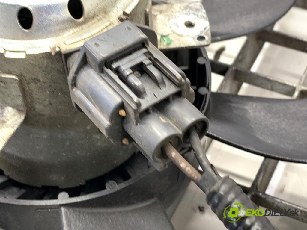 FORD MONDEO MK5 sedan 2013 133 kW 1.6 1596 ventilátor klimatizace 5YY0589 (Ventilátor chladiče klimatizace)