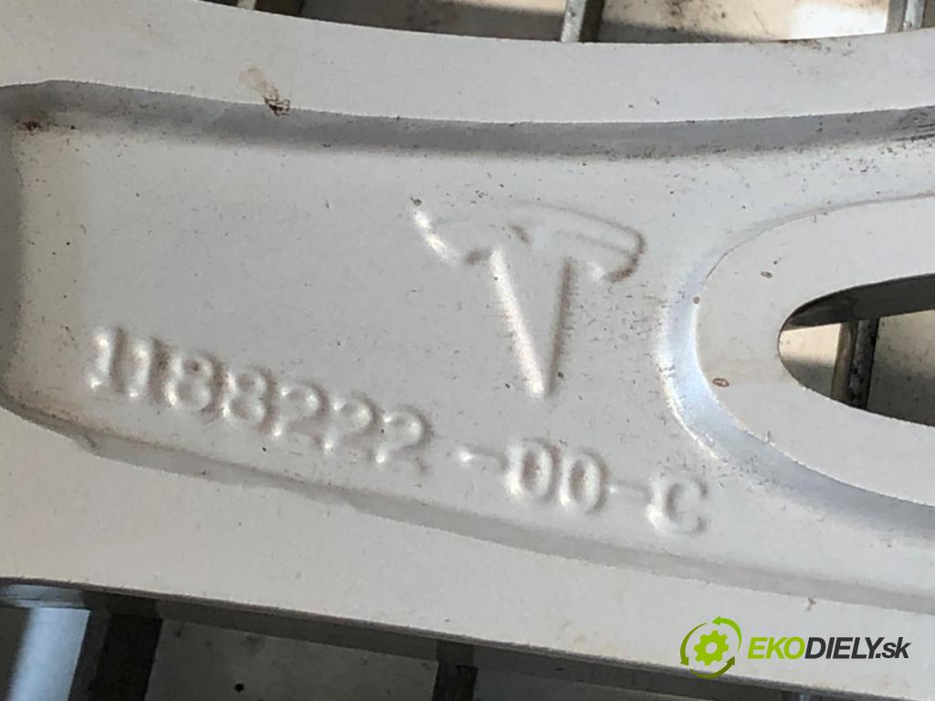 TESLA MODEL Y SUV 2024 220 kW EV  disk HLINÍK 19 9,5J 5X114.3 64 ET45 1188222-00-C