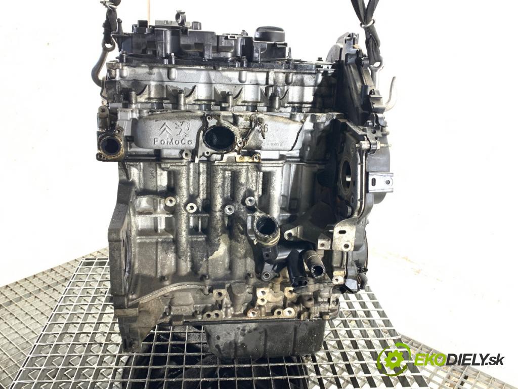 VOLVO V40 liftback 2012 84 kW D2 1560 Motor D4162T (Motor)