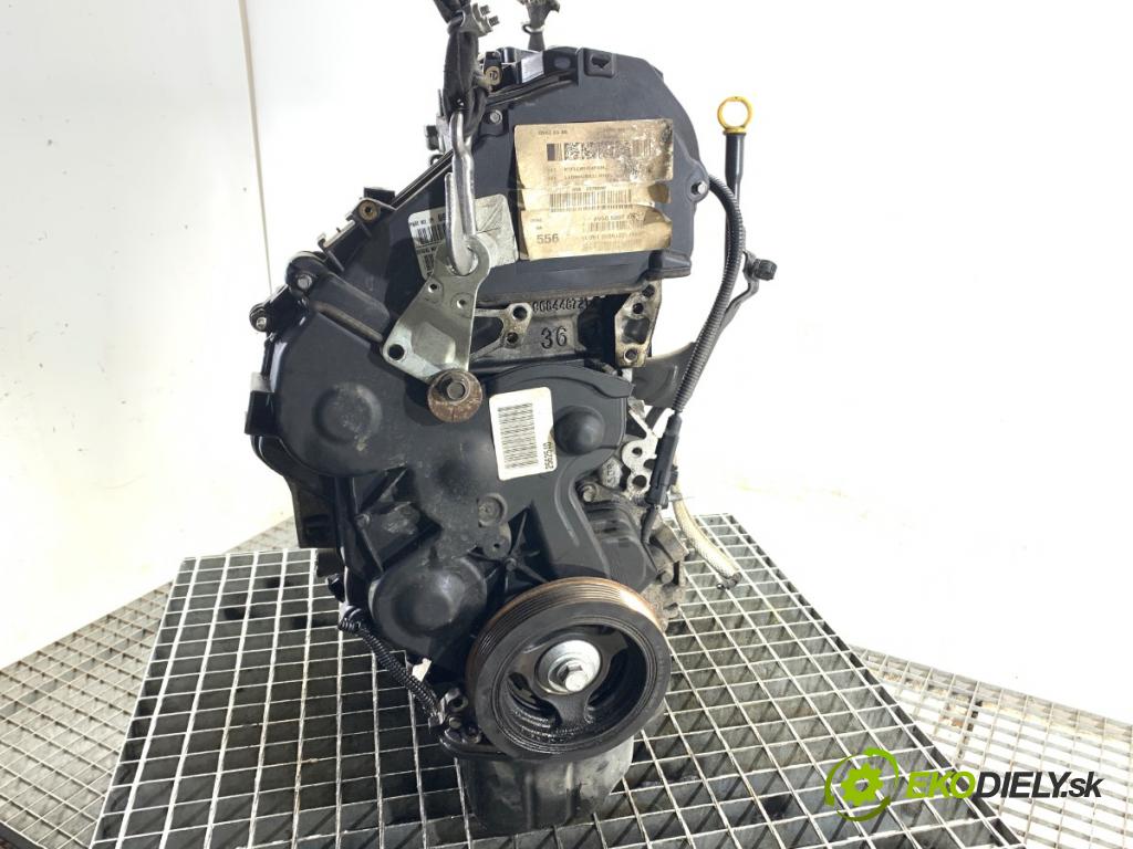 VOLVO V40 liftback 2012 84 kW D2 1560 Motor D4162T (Motor)