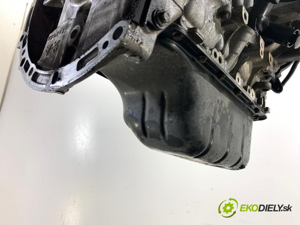 VOLVO V40 liftback 2012 84 kW D2 1560 Motor D4162T (Motor)