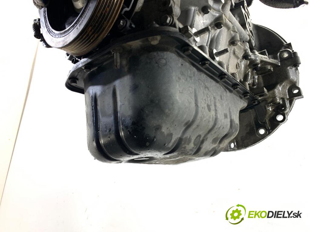 VOLVO V40 liftback 2012 84 kW D2 1560 Motor D4162T (Motor)