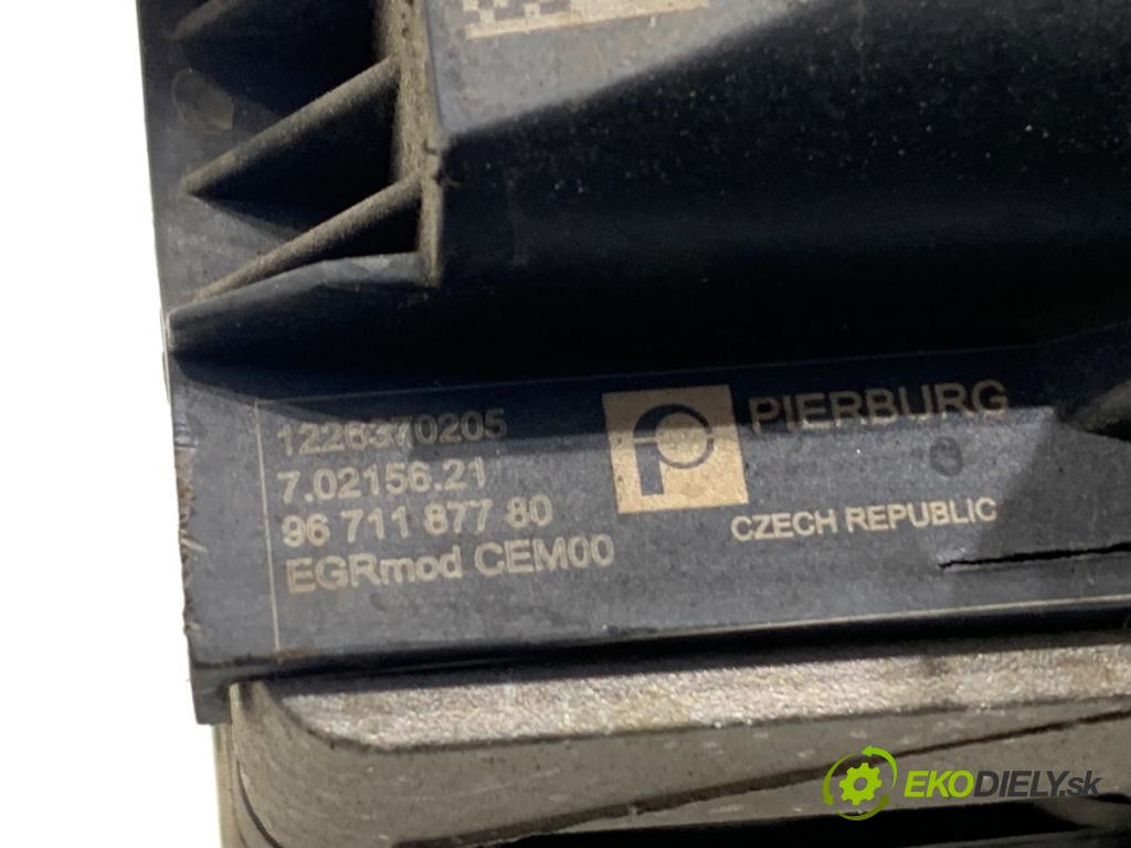 VOLVO V40 liftback 2012 84 kW D2 1560 Chladič EGR 9671187780