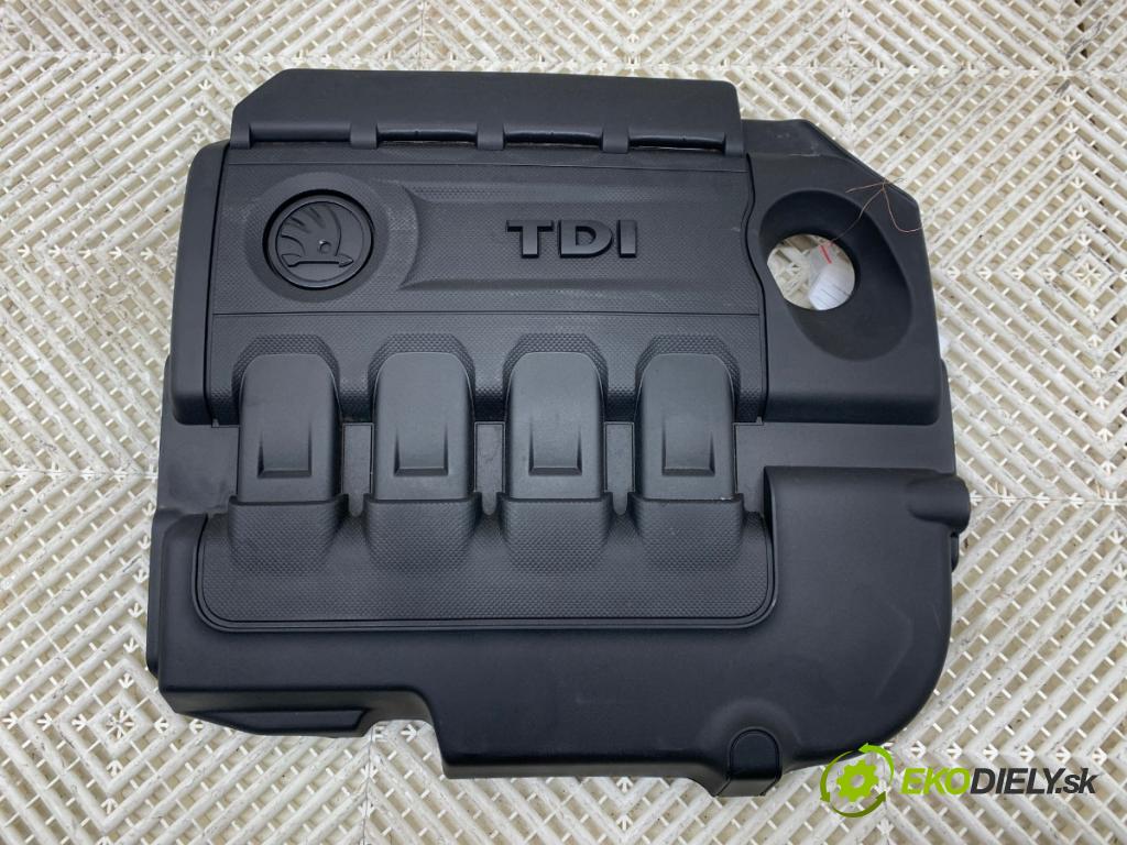 SKODA OCTAVIA III Kombi 2019 110 kW 2.0 TDI 1968 Kryt Motor 04L103925T (Kryt motora)