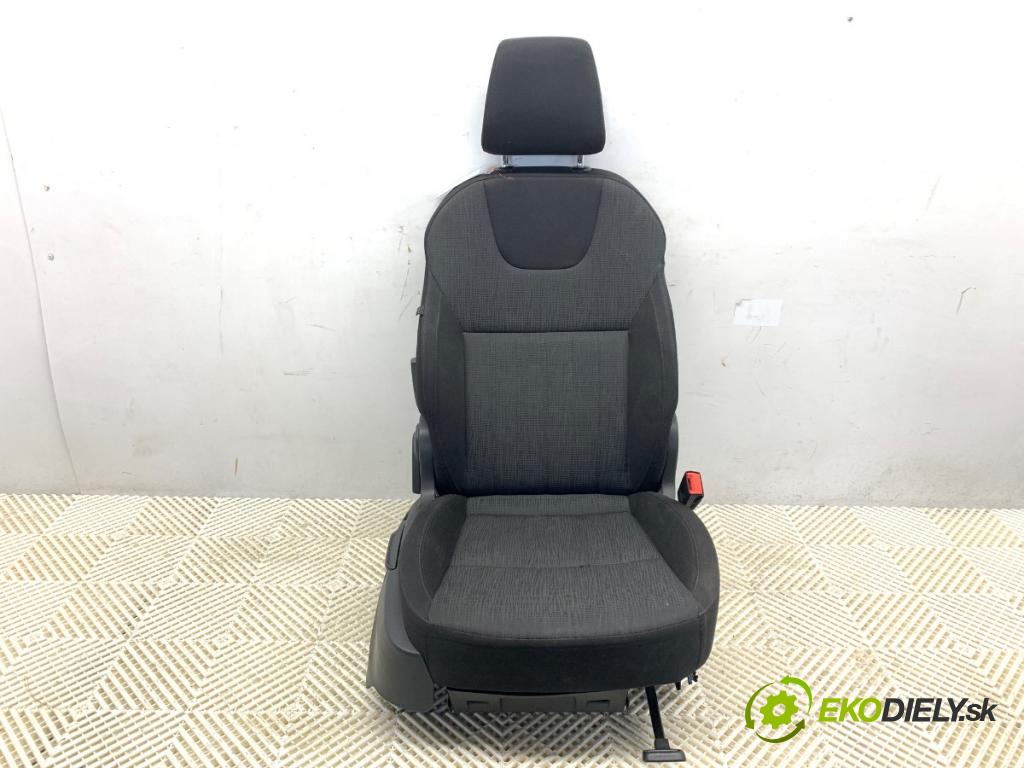 SKODA OCTAVIA III Kombi 2019 110 kW 2.0 TDI 1968 Sedadlo pravy predný 