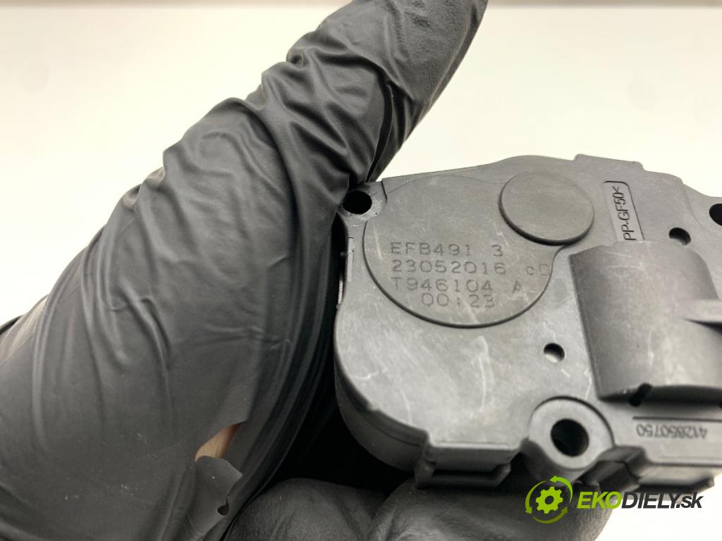 BMW F34 liftback 2016 190 kW 330 d 2993 motor topení EFB491