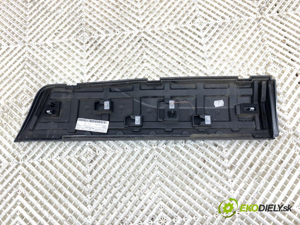 FORD ECOSPORT SUV 2021 92 kW 1.0 EcoBoost 998 lišta dveře pravý zadní část HN15-N254A76-A