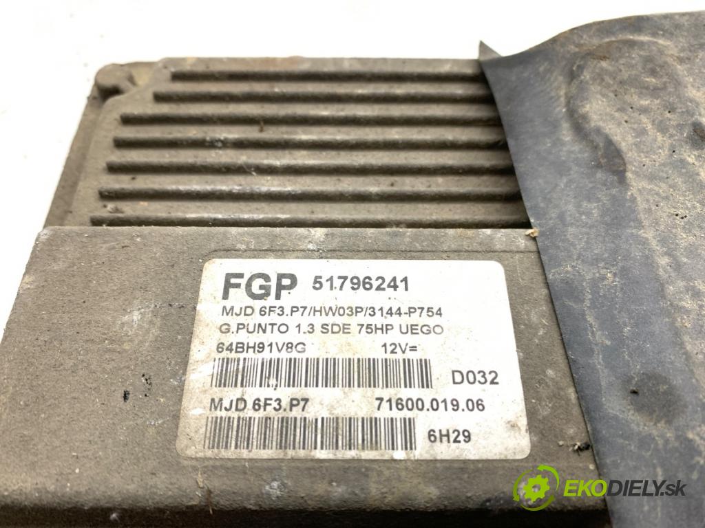 FIAT GRANDE PUNTO liftback 2006 55 kW 1.3 D Multijet 1248 riadiaca jednotka Motor 51796241 (Riadiaca jednotka)
