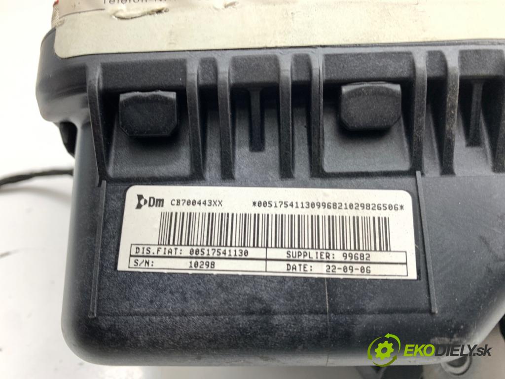 FIAT GRANDE PUNTO liftback 2006 55 kW 1.3 D Multijet 1248 AirBag spolujazdca 00517541130 (Airbag)