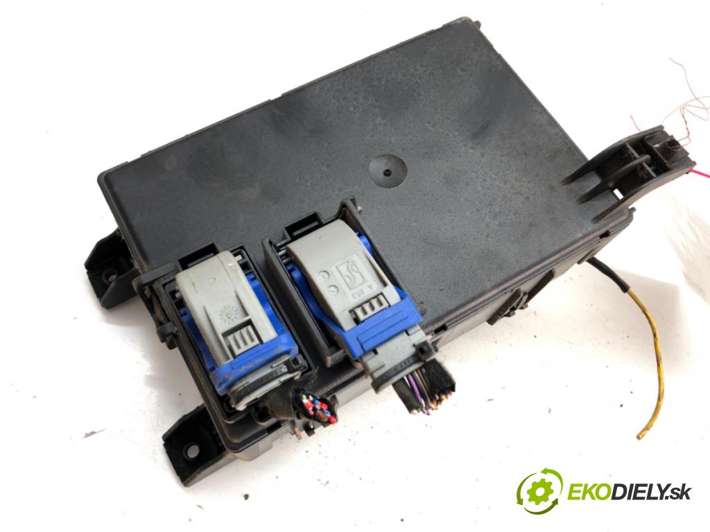 FIAT GRANDE PUNTO liftback 2006 55 kW 1.3 D Multijet 1248 Modul BSI 00517954280 (Poistková skrinka)