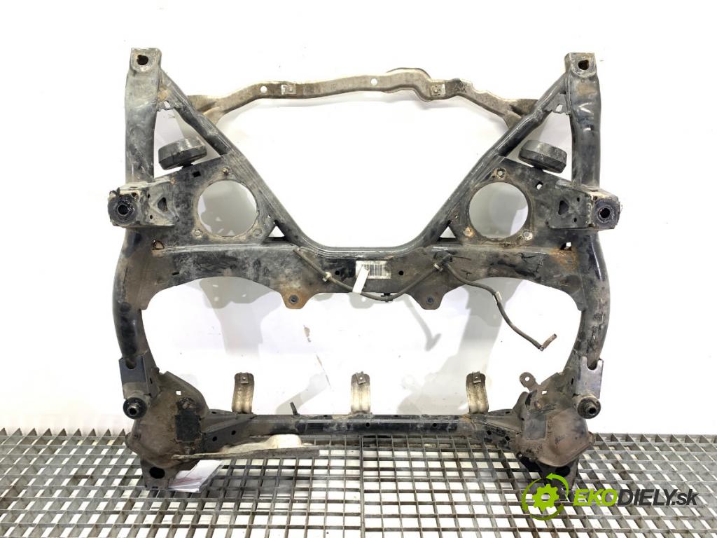 BMW F34 liftback 2016 190 kW 330 d 2993 Výstuha pod Motor (Výstuha predná)